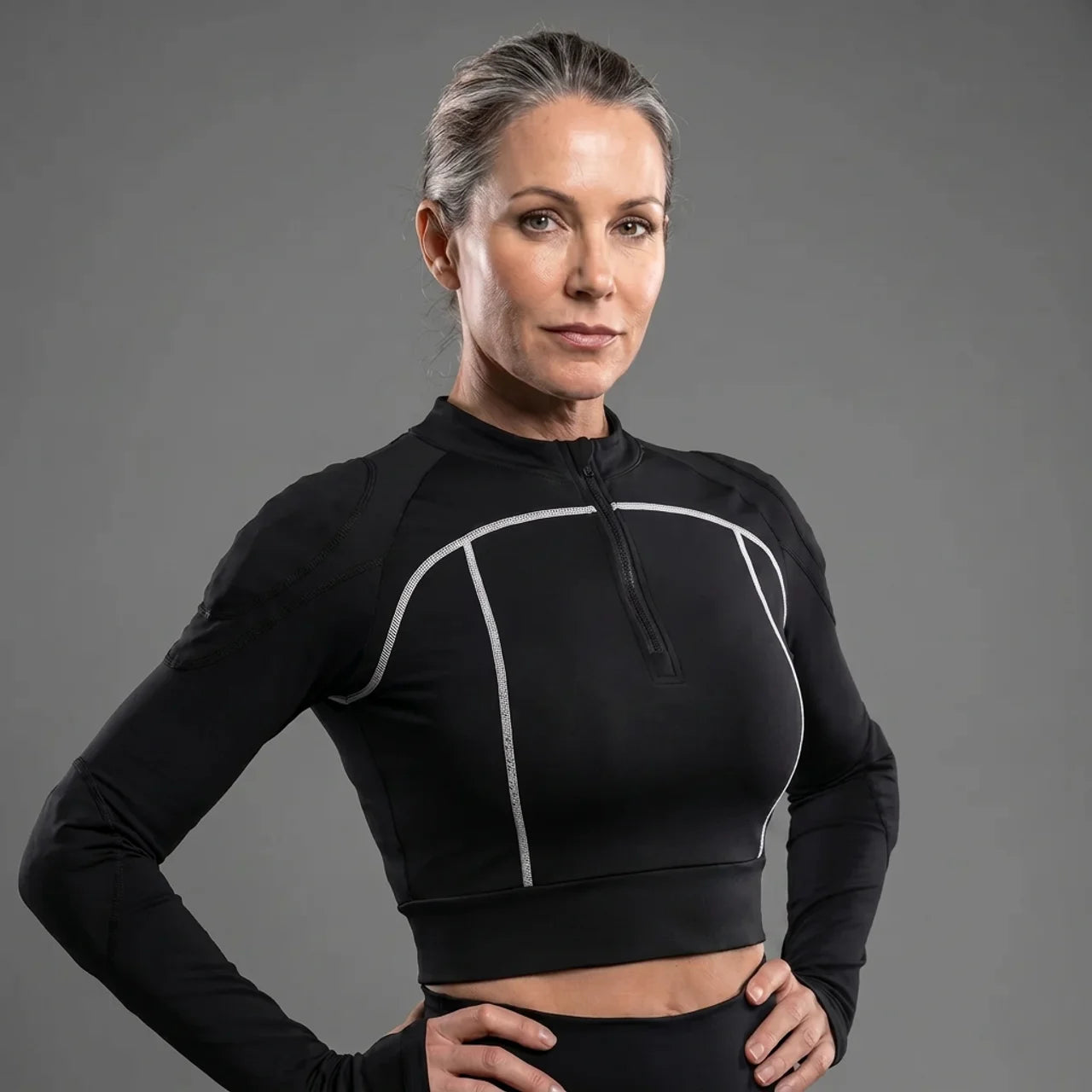 EKON Women’s Armored Crop Riding Top
