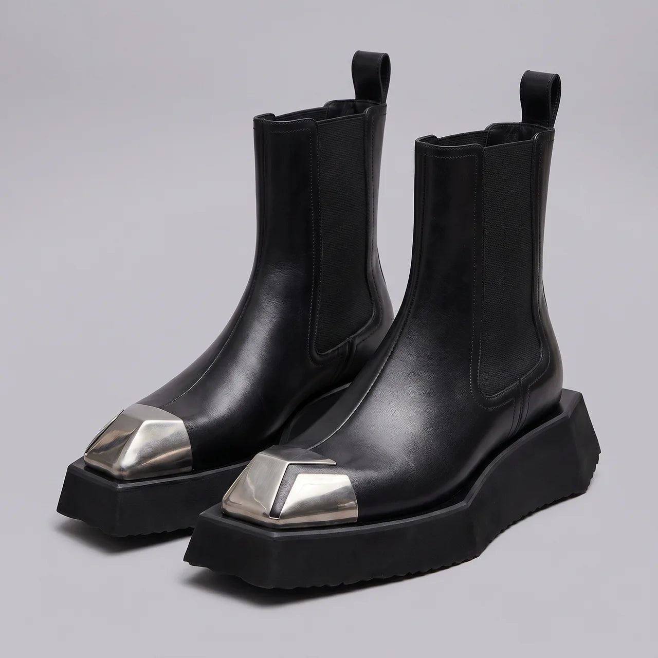 EKON Women’s SilverCap Leather Chelsea Boots