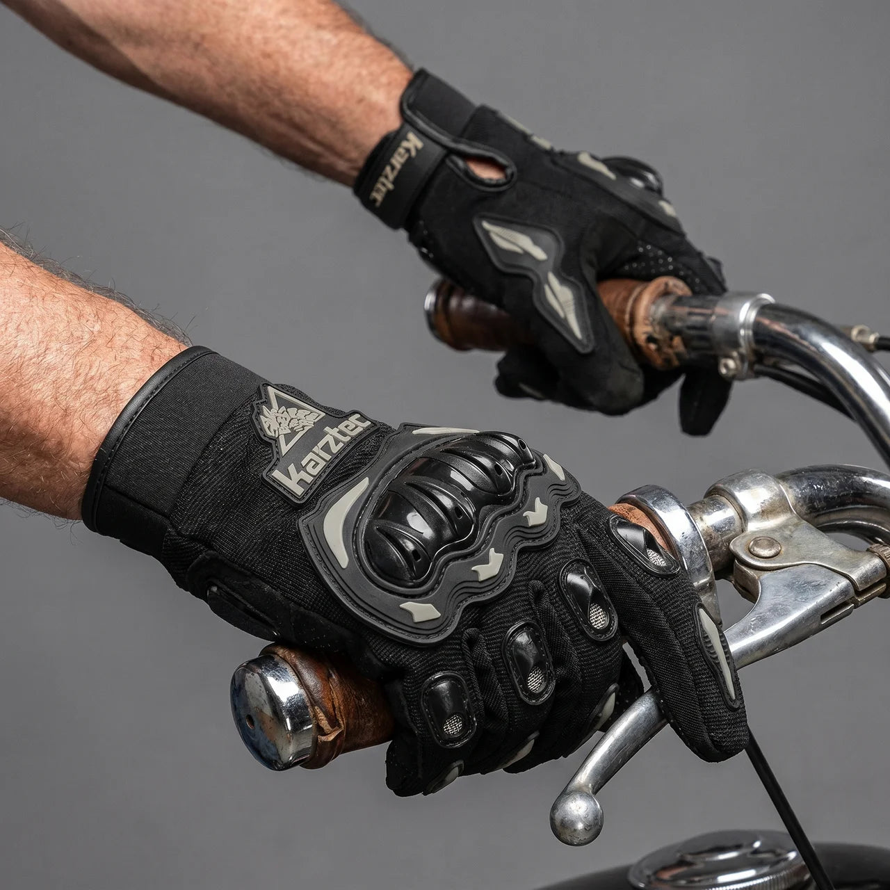 EKON AeroShield Riding Gloves