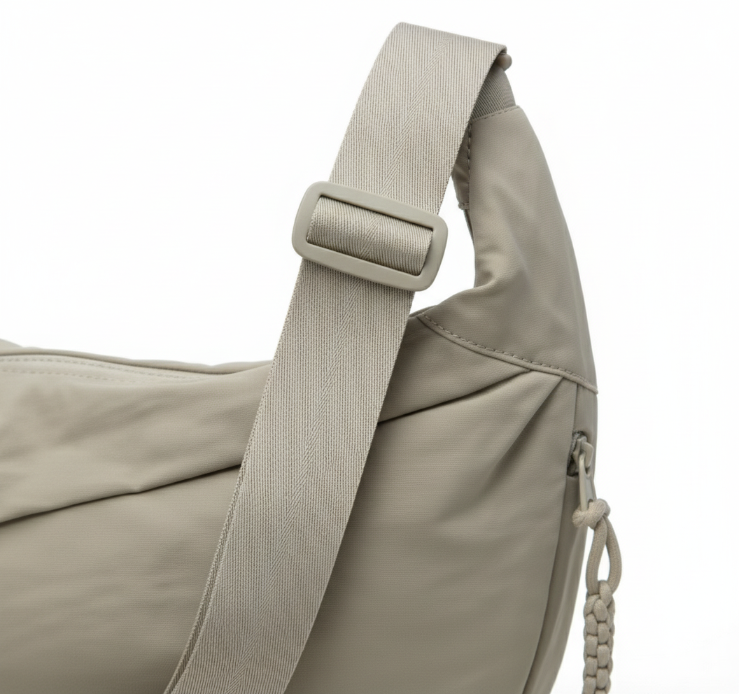 EKON Shoulder Bag